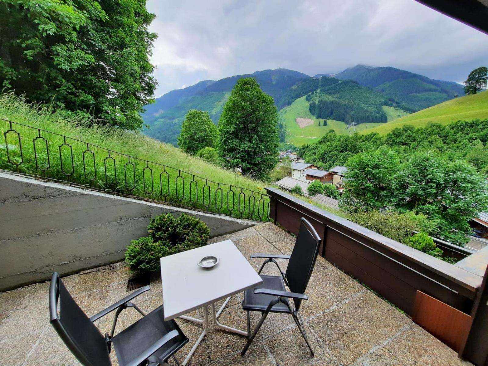 Appartement Bernkogel Saalbach-Hinterglemm Zewnętrze zdjęcie